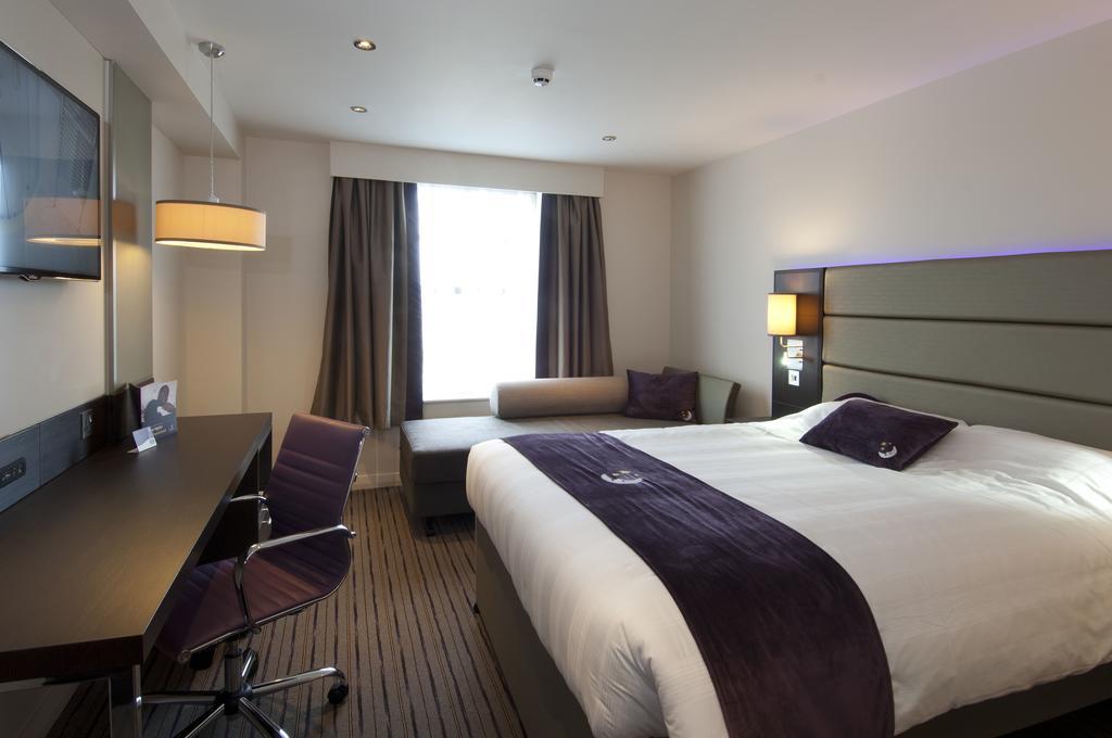 Premier Inn Birmingham City Centre Bridge Street Kültér fotó